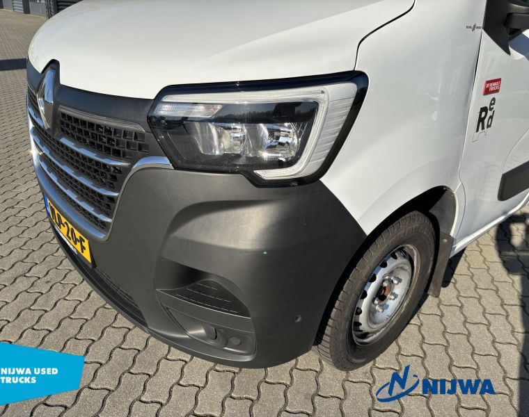 RenaultMaster T35 150 L2H2  Navigatie + Dubbele schuifdeur