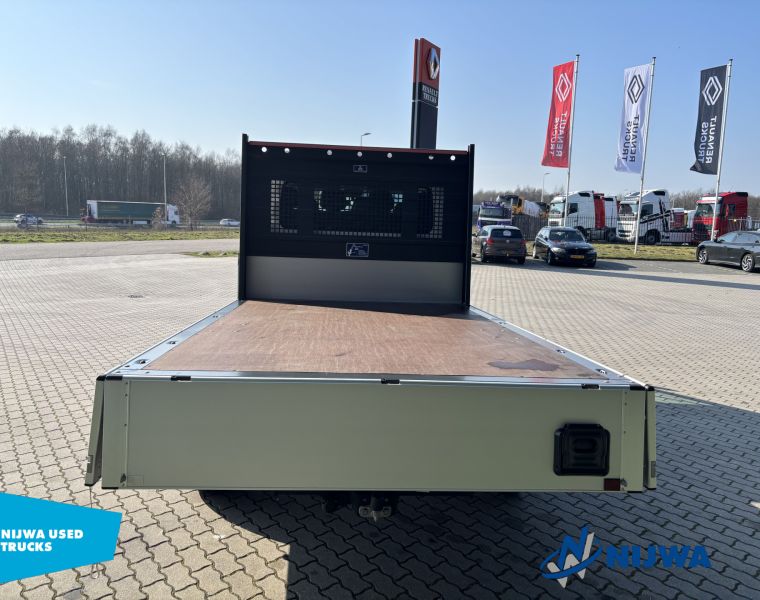 RenaultMaster 145 DC + Open laadbak