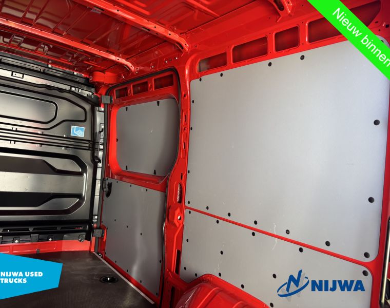 RenaultMaster 130 L2H2 Carplay + Betimmering