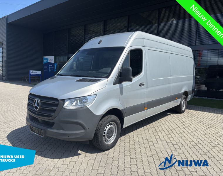 Mercedes-BenzSprinter