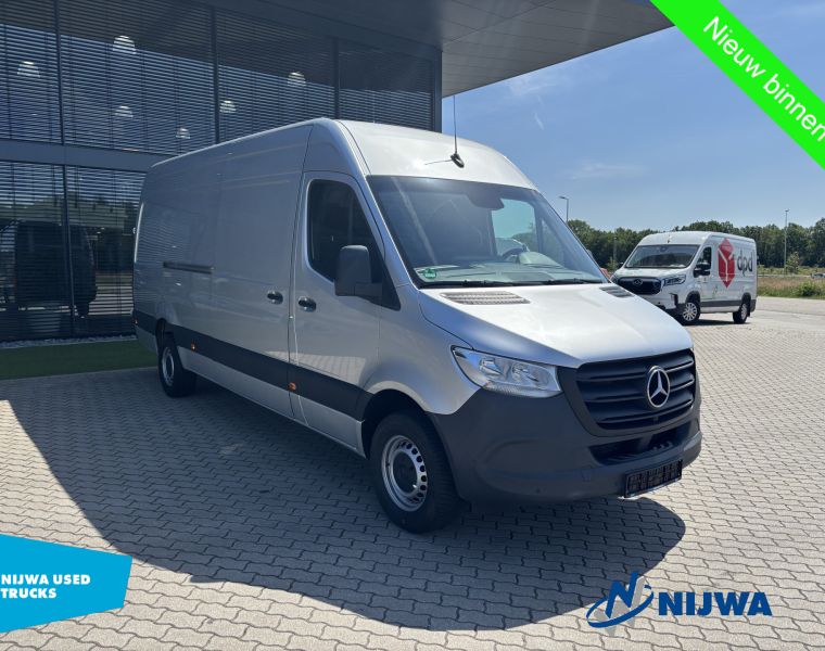 Mercedes-BenzSprinter