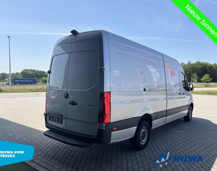 Mercedes-BenzSprinter