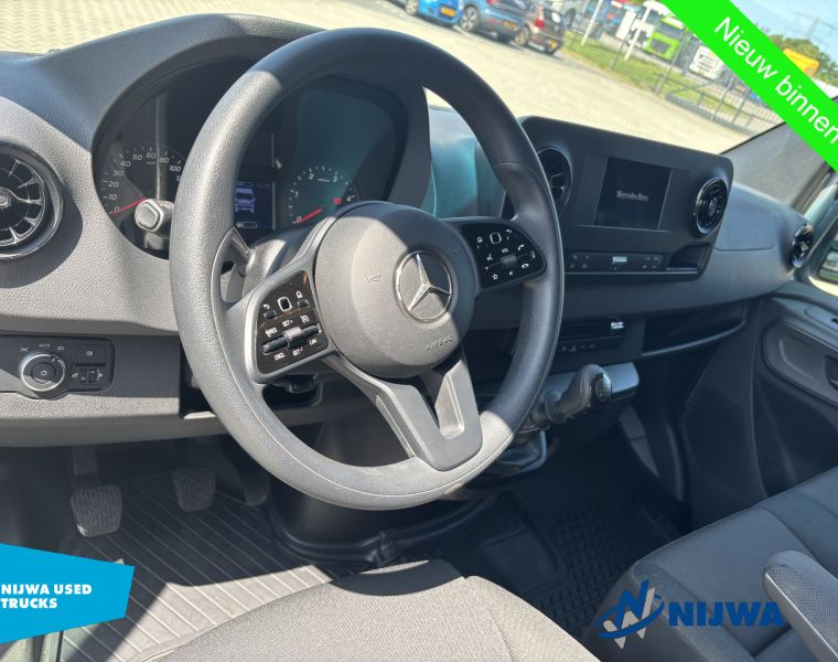 Mercedes-BenzSprinter