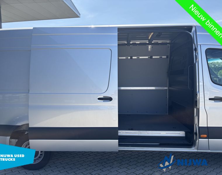 Mercedes-BenzSprinter