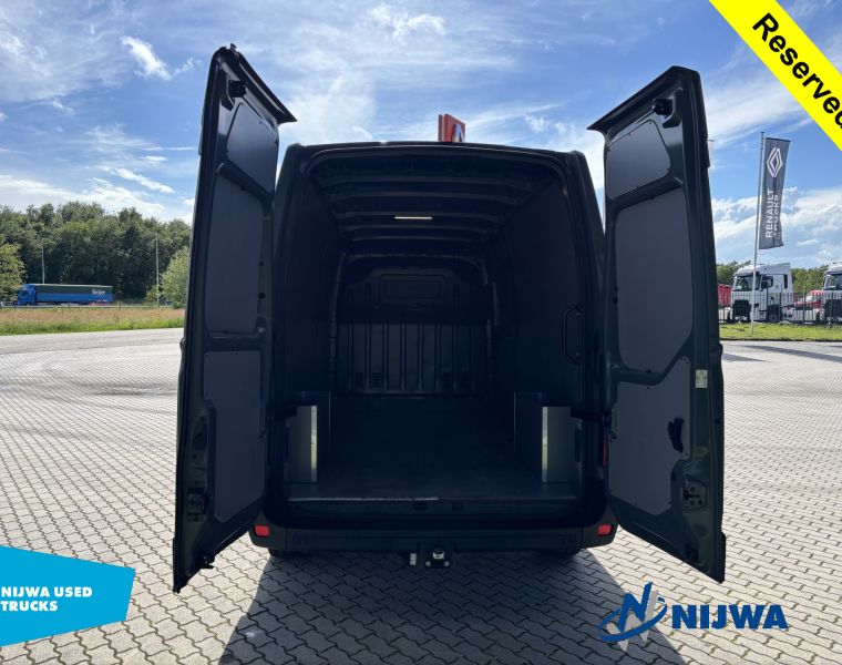 RenaultMaster T35 180 L3H2 Trekhaak + Sidebars