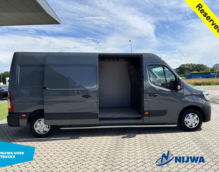 RenaultMaster T35 180 L3H2 Trekhaak + Sidebars