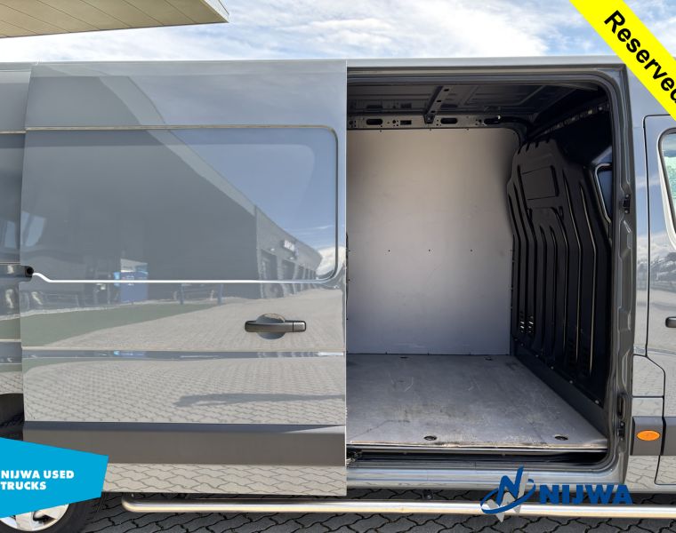 RenaultMaster T35 180 L3H2 Trekhaak + Sidebars