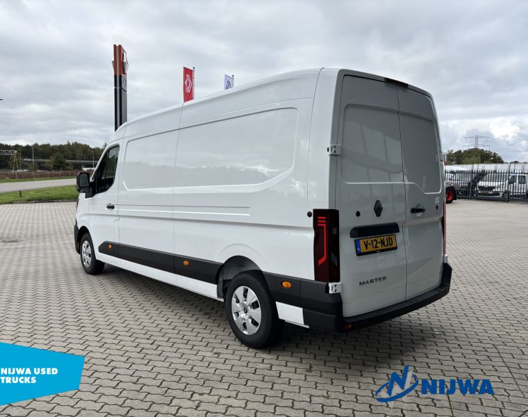 RenaultMaster T35 130 L3H2 Parkeersensoren + Carplay