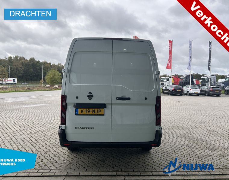 RenaultMaster T35 130 L3H2 Parkeersensoren + Carplay