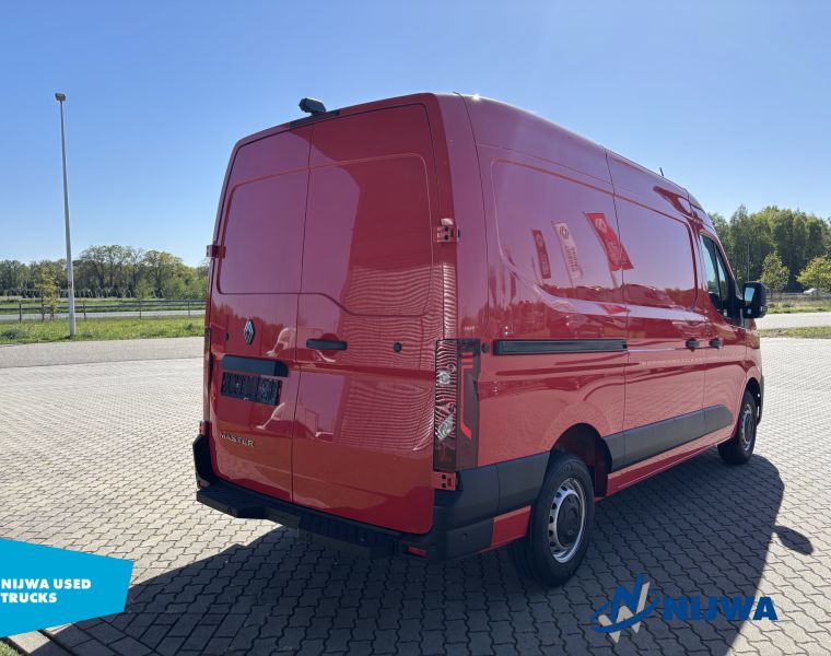 RenaultMaster 130 L2H2 Carplay + Betimmering