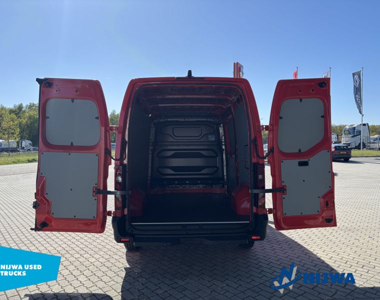 RenaultMaster 130 L2H2 Carplay + Betimmering