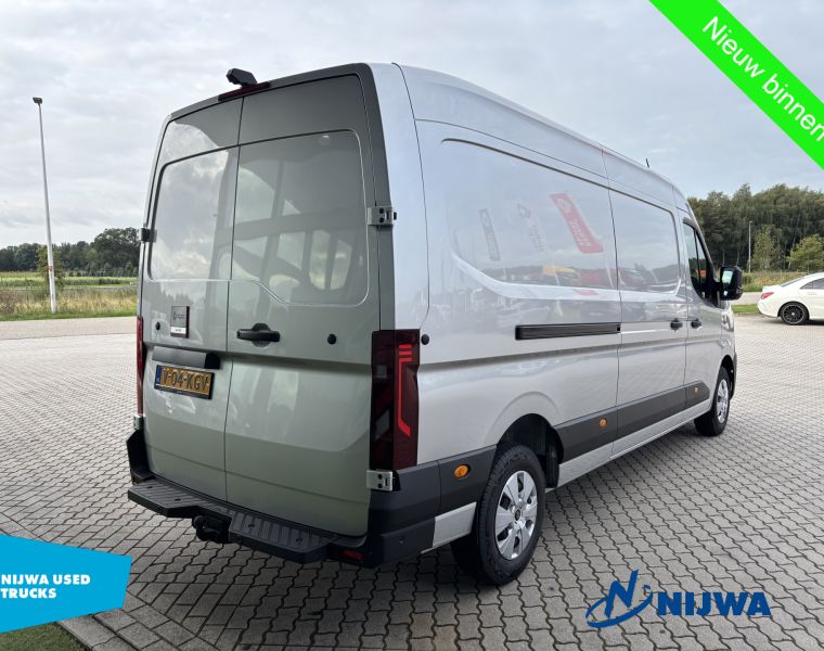 RenaultMaster L3H2 Trekhaak + Carplay