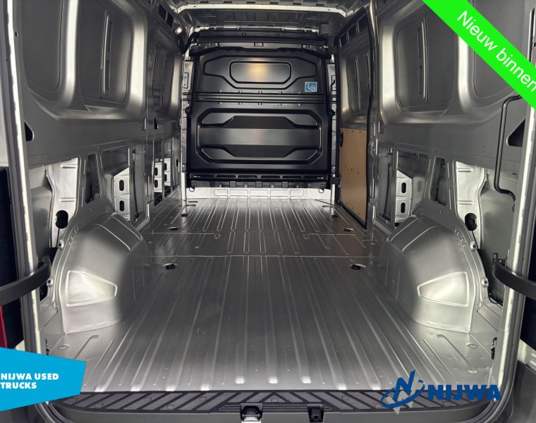 RenaultMaster L3H2 Trekhaak + Carplay