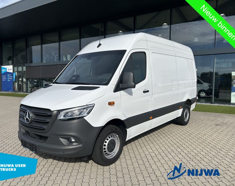 Mercedes-BenzSprinter