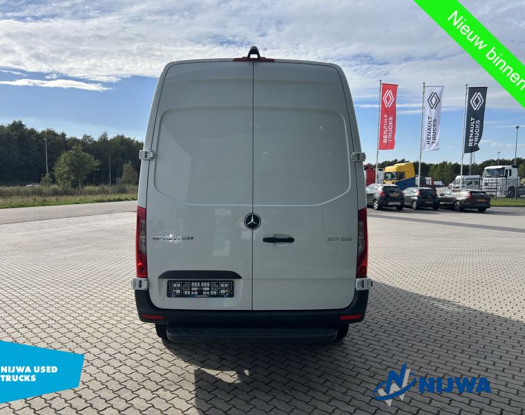 Mercedes-BenzSprinter