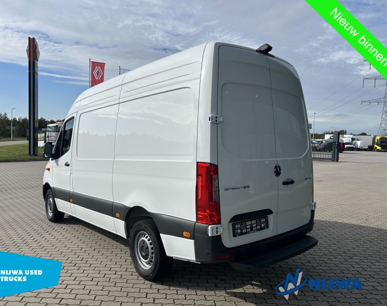Mercedes-BenzSprinter