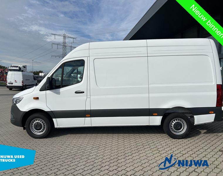 Mercedes-BenzSprinter