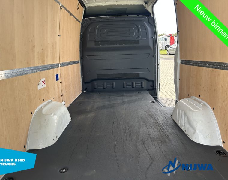 Mercedes-BenzSprinter
