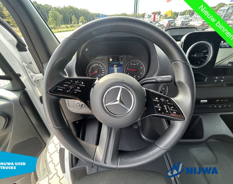 Mercedes-BenzSprinter