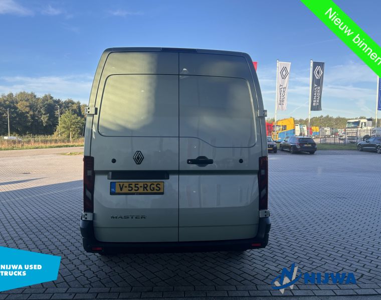 RenaultMaster T35 150 L3H2 Carplay + Parkeersensoren