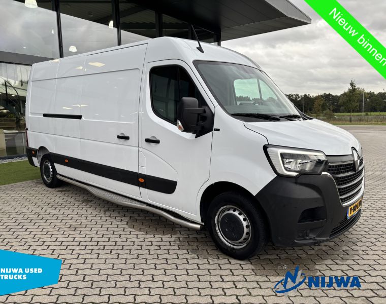 RenaultMaster 135 L3H2 Achteruitrijcamera + PostNL inrichting