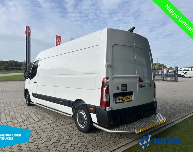 RenaultMaster T35 135 L3H2 Navigatie + PostNL inrichting