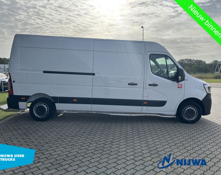 RenaultMaster T35 135 L3H2 Navigatie + PostNL inrichting