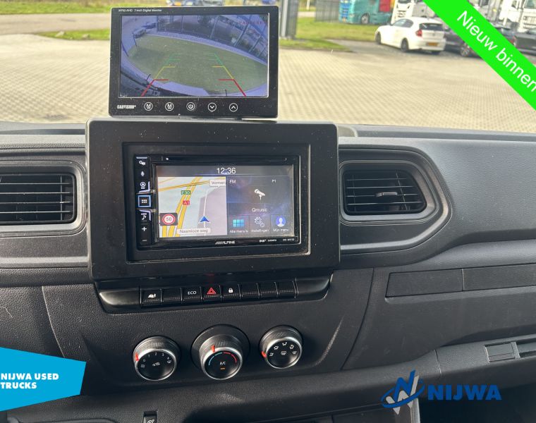 RenaultMaster T35 135 L3H2 Navigatie + PostNL inrichting