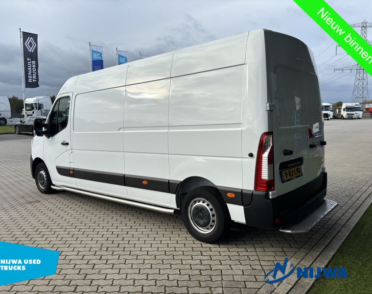 RenaultMaster 135 L3H2 Parkeersensoren + PostNL inrichting