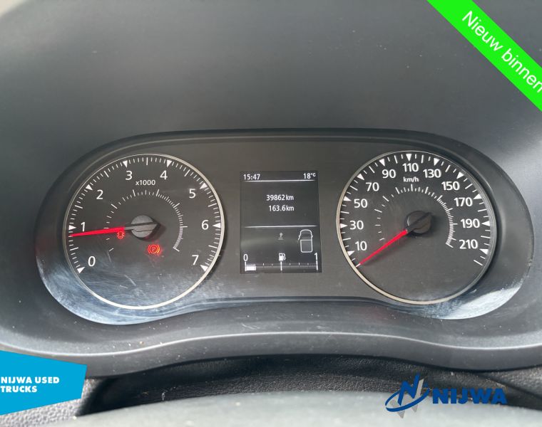 RenaultMaster 135 L3H2 Parkeersensoren + PostNL inrichting