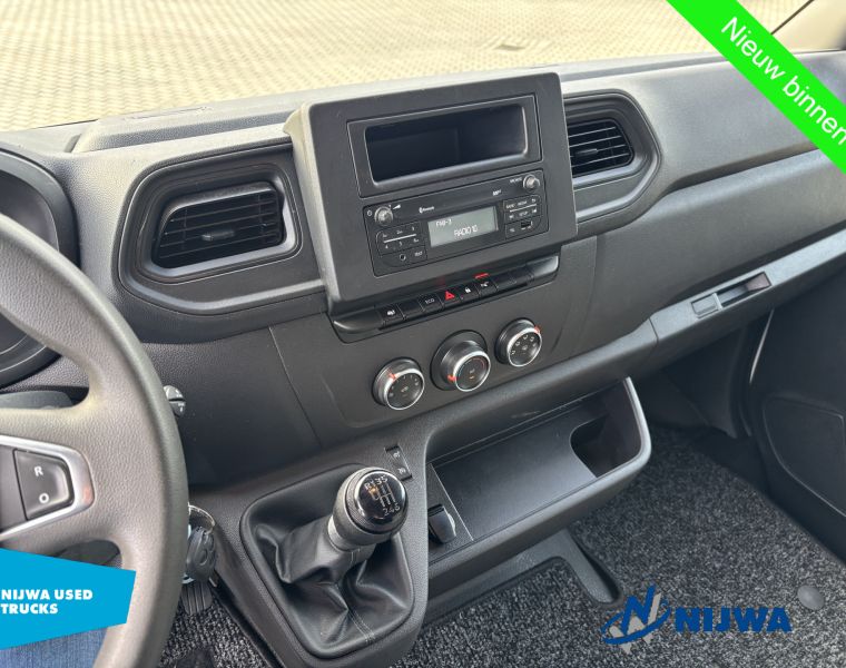 RenaultMaster 135 L3H2 Parkeersensoren + PostNL inrichting